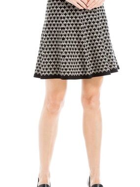 Black and White Patterned A-Line Sweater Skirt